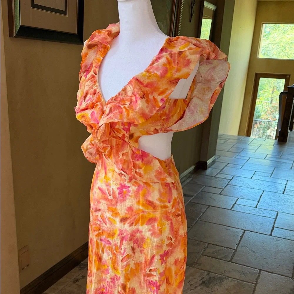 Zara Flutter-Sleeve linen Open-Back Maxi Dress in Orange Floral - Picture 12 of 15